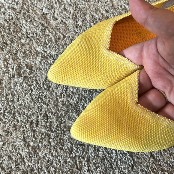 Rothy’s The Point Women’s Flats Retired in Sunshine Size 8 - Picture 6 of 9